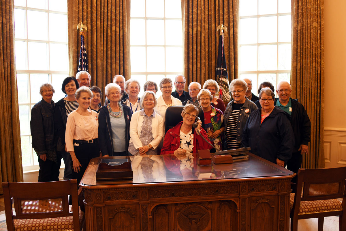 320 Madam President Mary Scott with her Fun Club Cabinet.JPG